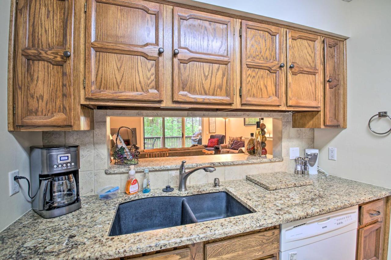 Hot Springs Village Retreat With Deck 3 Mi To Golf! Esterno foto