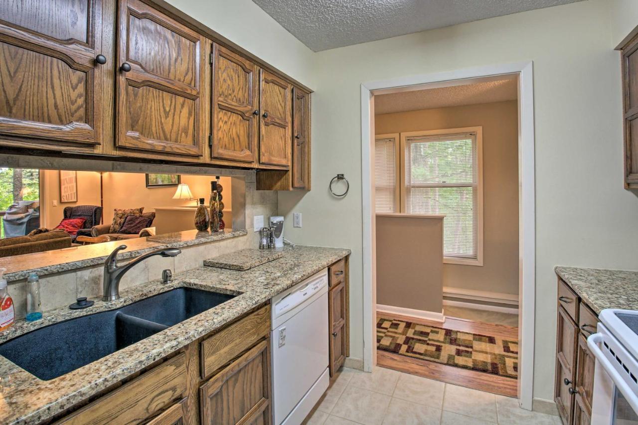 Hot Springs Village Retreat With Deck 3 Mi To Golf! Esterno foto